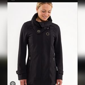 Lululemon Audrey Soft Shelled Jacket [12]